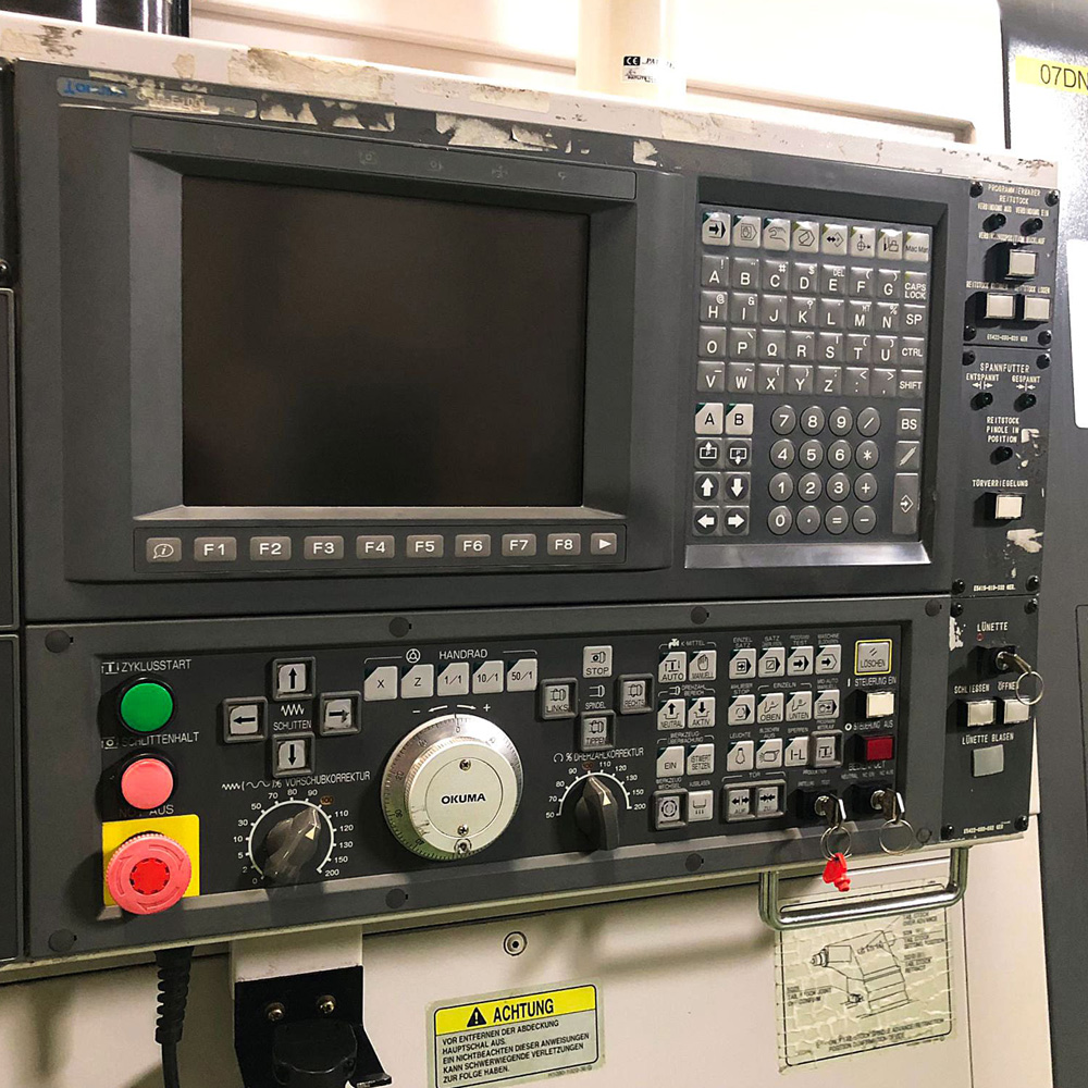 Okuma LU 300 M – CNC Lathe – 2005